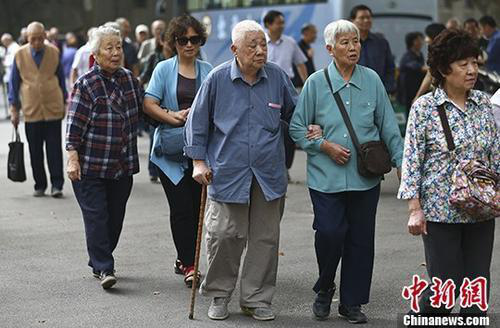 人社部召开2019年第三季度新闻发布会 回应社保、养老等民生热点